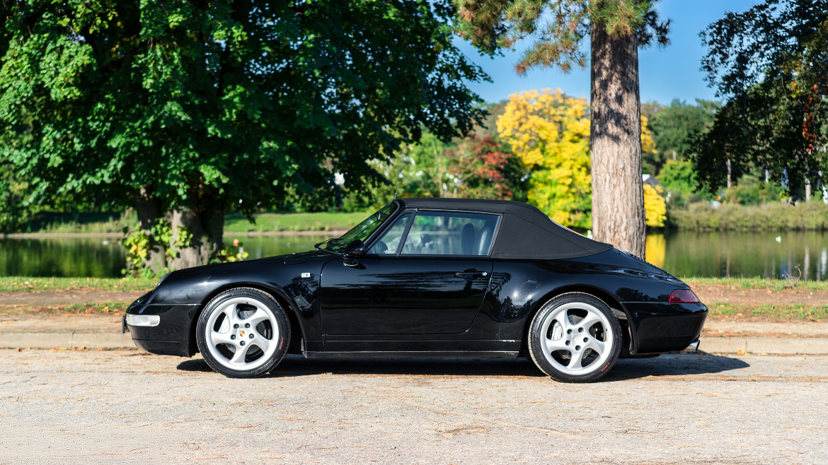 Porsche 911 TYPE 993 CABRIOLET